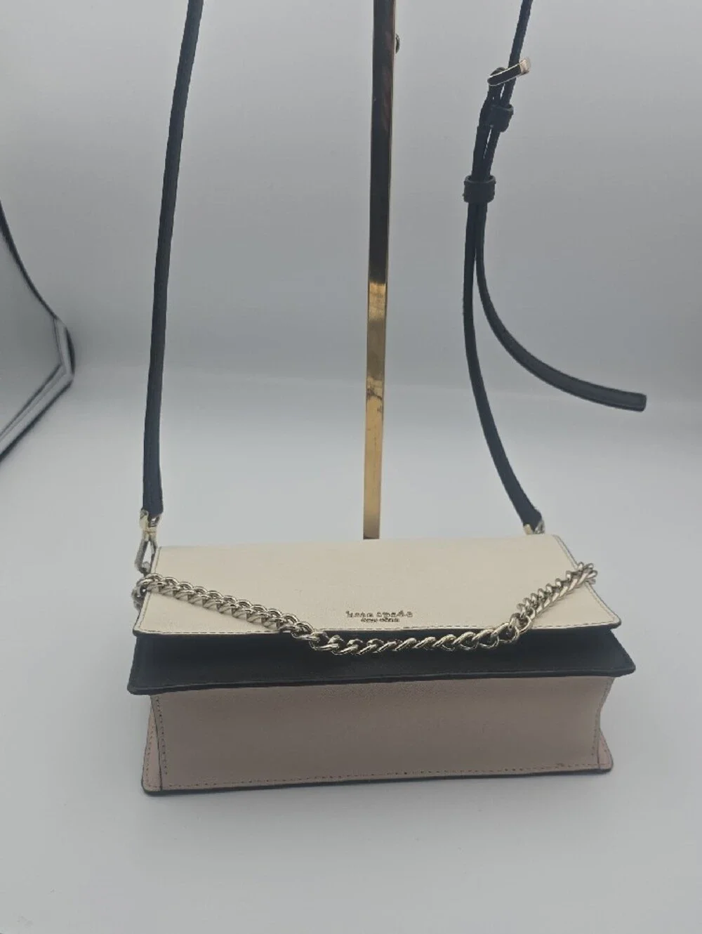 Kate Spade Cream/Black 3 Way Colorblock W/ Pink Chain Med/Large Crossbody (EUC)✨